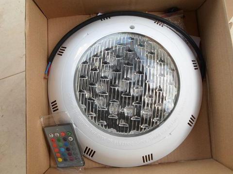 vendo luces led subacuaticas planas para piscinas 12v multicolores con control remoto