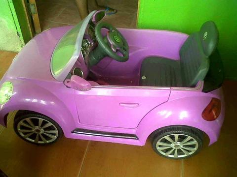 se vende carro perfecto estado a control remoto
