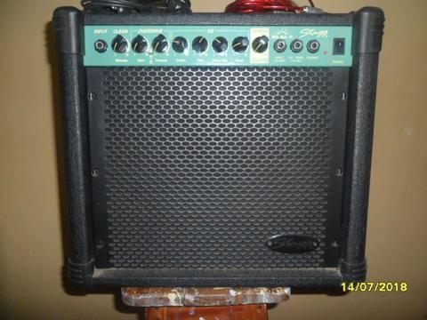 amplificador de guitarra marca stagg