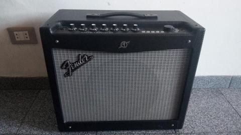 Amplificador de Guitarra Fender Mustang