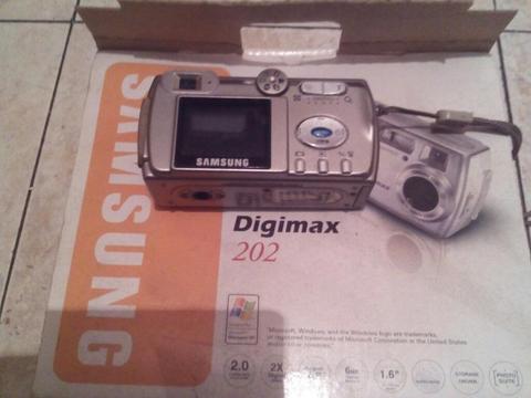 Camara Diguimax 202