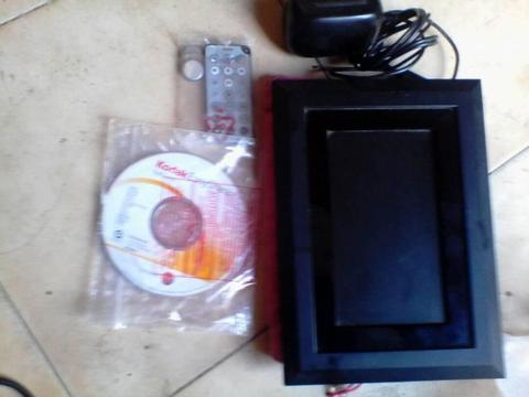 pantalla kodax y pyle de automoviles