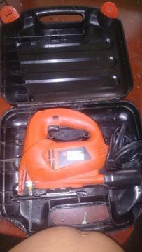 Sierra Caladora Blackandeker