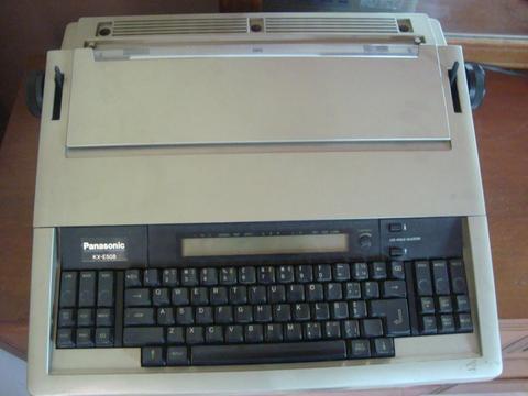 maquina de escribir panasonic KXE508