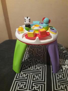 Se Vende Mesa Didáctica Safari Fisher Pr