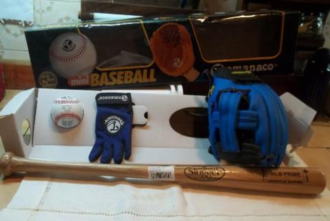 Guante, Bate, Guantin Y Pelota