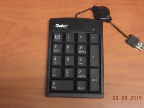 TECLADO NUMÉRICO ARBIT USB PARA LAPTOPS