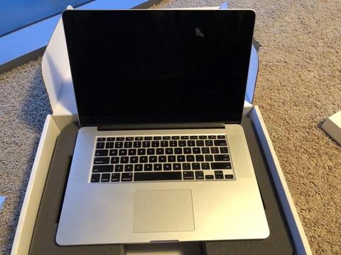 La última computadora portátil Apple Macbook pro oficial 2018