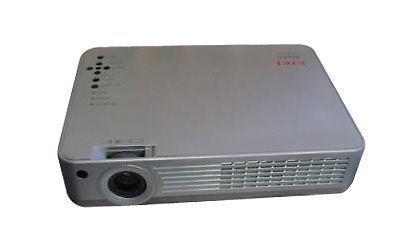 video beam EIKI LCXA20 LCD Projector