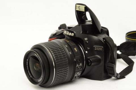Camara Profesional Nikon D3200 24mpx Video Hd como nueva, impecable