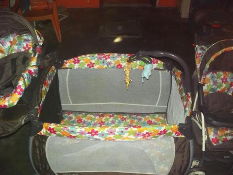 Combo: Cuna, porta bebe y coche