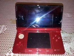 3DS rojo en buen estado