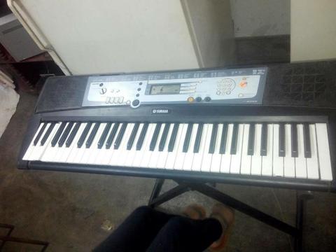 Piano con Su Base