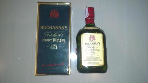 Se vende Botella de Whisky Buchanans 12 años 0,75L en su caja