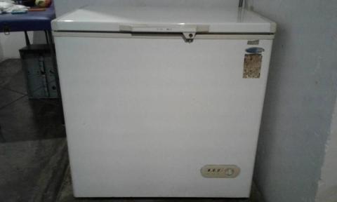FREEZER CONGELADOR COMO NUEVO