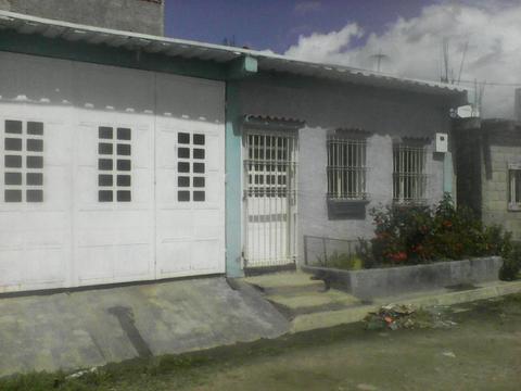 CASA EN CASIQUE TEREPAIMA, INTERCOMUNAL MARACAY TURMERO