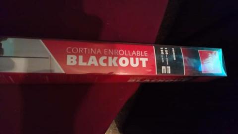 Cortina Enrollable Blackout