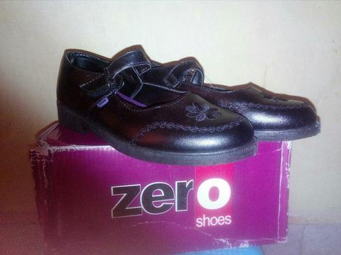 Se Vende Zapatos Escolares