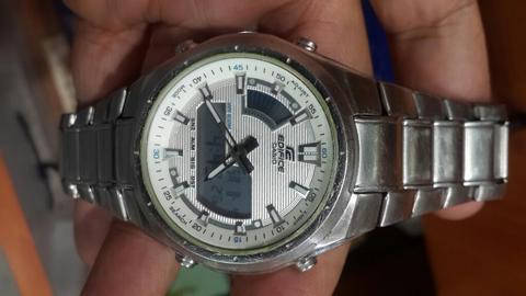 Vendo Reloj Casio Edifice Digital