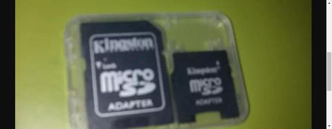 adactadores de memorias nuevos en su estuche