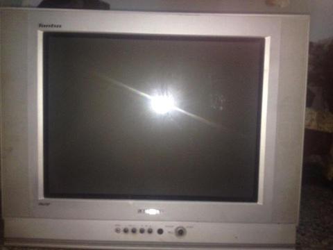 Tv samsung 21 pulgadas titan
