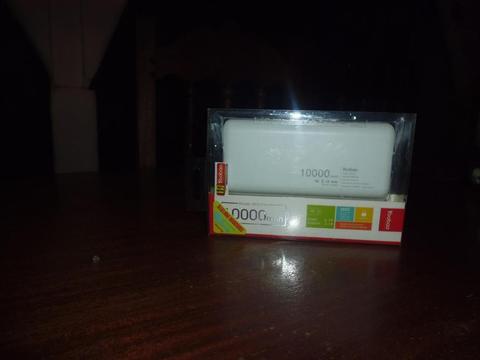 Vendo completamente nuevo cargador portatil yabooo