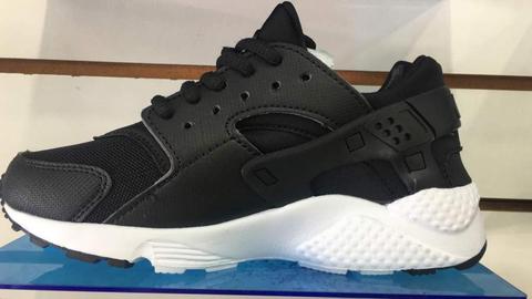 Nike Air Huarache 100%