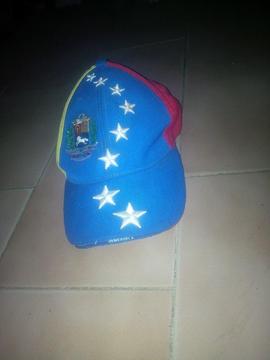 GORRA TRICOLOR PERFECTO ESTADO