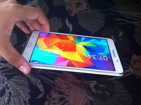 TABLET SAMSUNG GALAXY TAB 4 SMT230