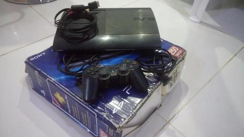PLAY SLIM DETALLE EN CARCAZA