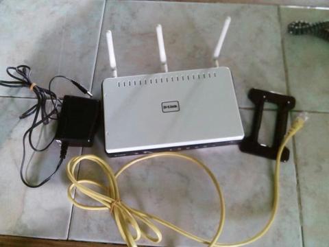 Router en Buenas Condiciones 04144045464