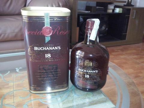 Whisky Buchanan's Special Reserve 18 años. En su estuche