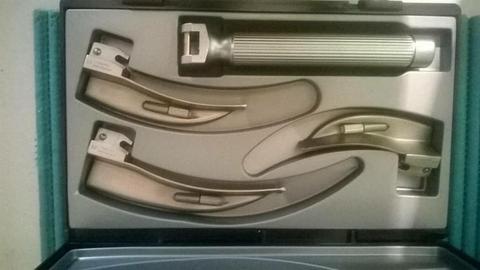 Laringoscopio Riester