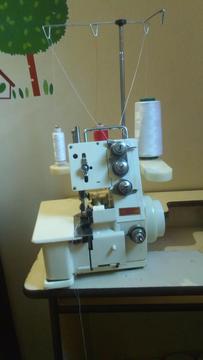 Maquina de coser Overlock Artisan FN 24D
