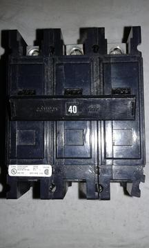 Breaker 3×40 Amperios Hqc Cutler Hammer