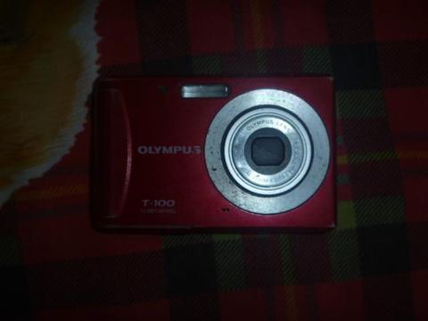 se vende cámara olympus