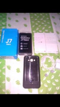 Samsung J7 Neo con Sus Accesorios