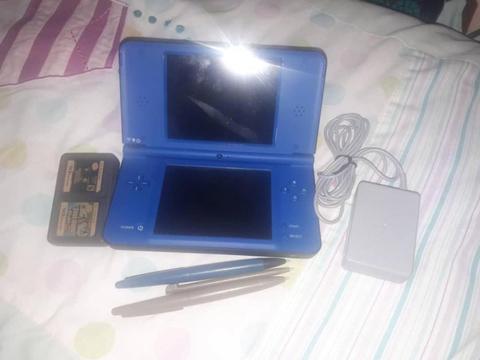 NINTENDO DS XL