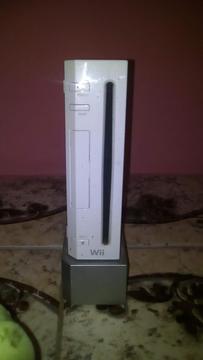 Nintendo WII chipeado poco uso