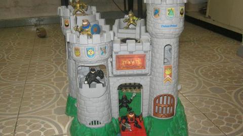 Jugueste fisher price Castillo