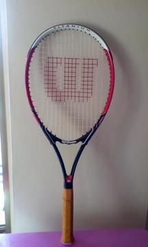 Raqueta de Tenis profesional marca Wilson