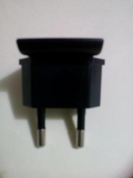 ENCHUFE ADAPTADOR AMERICANO