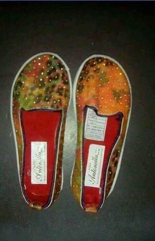 oferta la venta lindo zapatos de niñas!!!